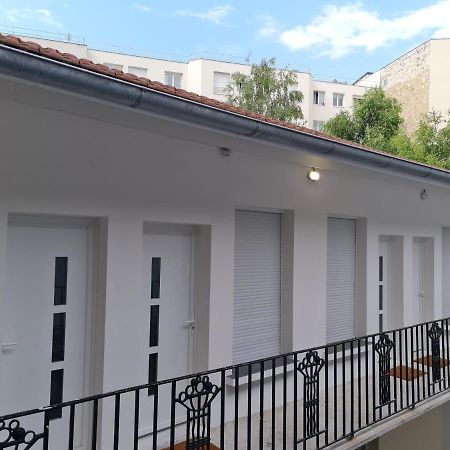 2G- Studio Tout Equipe Avec Cuisine Proche Paris Issy-les-Moulineaux Luaran gambar