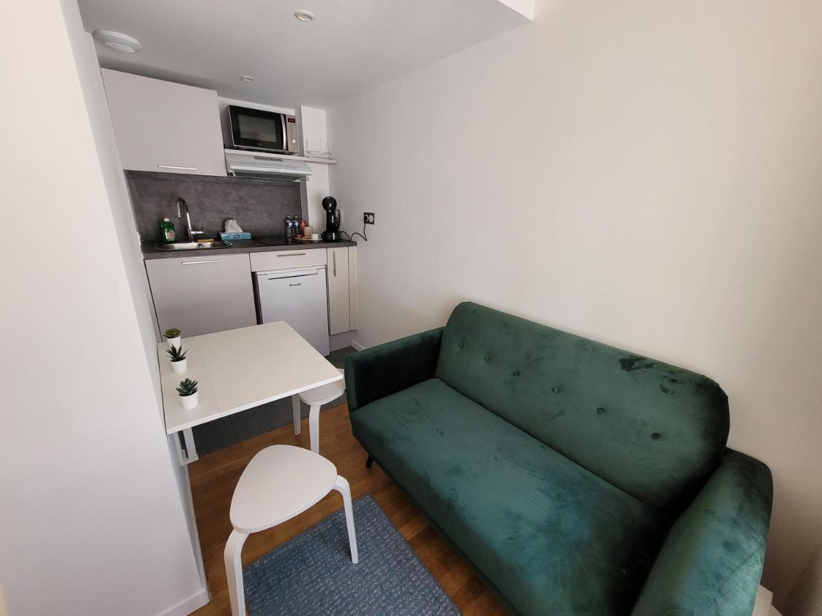 2G- Studio Tout Equipe Avec Cuisine Proche Paris Issy-les-Moulineaux Luaran gambar