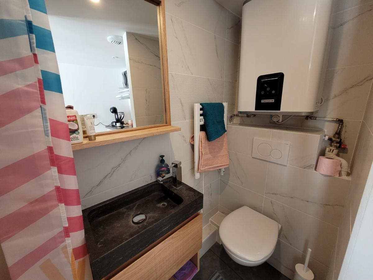 2G- Studio Tout Equipe Avec Cuisine Proche Paris Issy-les-Moulineaux Luaran gambar